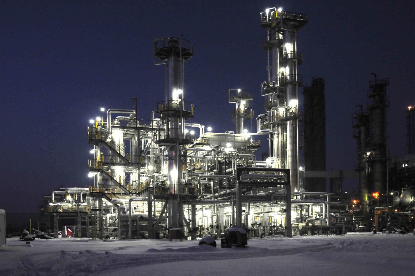 Vector Petroleum & Energy — промышленный объект 2